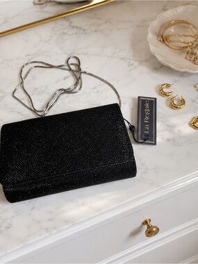 NWT La Regale Shimmer Clutch (Safety Glitter) Comes with Alternative Strap